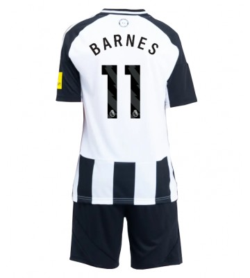 Newcastle United Harvey Barnes #11 Primera Equipación Niños 2024-25 Manga Corta (+ Pantalones cortos)